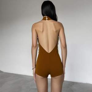 Combinaison Courte Femme en Velours et Fausse Fourrure, Dos Nu Halter, Tenue de Soirée Club, Robe Sexy Sans Manches – Collection Personnalisée 2026 - Product Image 4