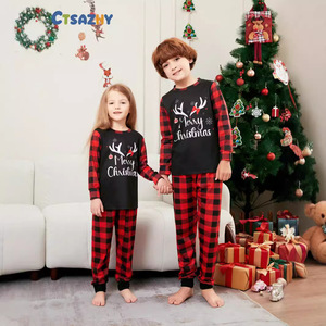 Conjunto de Pijamas de Outono para Pais e Filhos de Alta Qualidade, Estampa Xadrez Vermelha e Preta, Camisa de Manga Longa e Calças com Estampa de Rena Festiva - Product Image 3