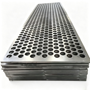Tôle perforée en acier inoxydable pour grilles de ventilation et protections de machines - Product Image 1