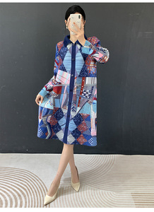 Robe chemise plissée Miyake à col et manches longues, style floral, imprimée, vêtements occidentaux pour femmes, vente en gros en ligne - Product Image 6