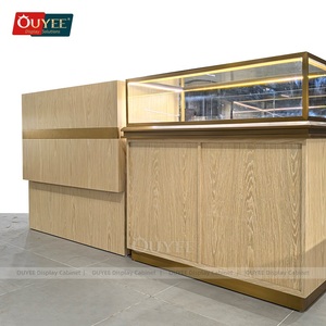 Armoire à bijoux de luxe en <span class=keywords><strong>bois</strong></span> <span class=keywords><strong>avec</strong></span> comptoir de boutique de bijoux armoire de rangement de bijoux <span class=keywords><strong>avec</strong></span> miroir îlot de verre sans danger pour les bijoux - Product Image 4