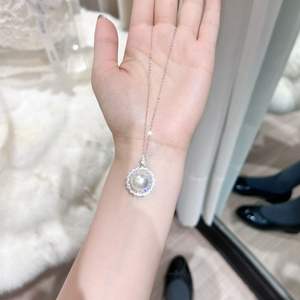 Collier pendentif trèfle en argent pur S925 entièrement serti de diamants, style japonais haut de gamme, doux et polyvalent pour femmes - Product Image 5