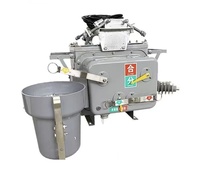 Disjoncteur à vide extérieur haute tension ZW20-12 12kV 630A avec réenclencheur automatique monté sur poteau