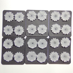Pierre précieuse en quartz naturel blanc givré, taille multiple 16 mm, motif floral, pour cadeau promotionnel - Product Image 4