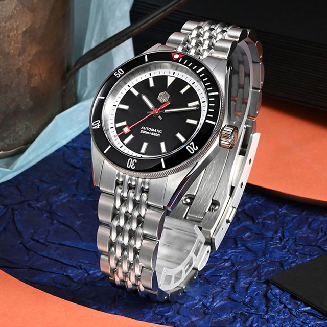 Custom Brand Luxury Men Automatic Mechanical Watch 200m Waterproof Private Label Diver Watches