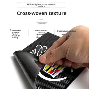 แผ่นกันลื่นตกแต่งคอนโซลรถยนต์ HYD ลายคลาสสิก วัสดุ PVC สำหรับตกแต่งภายในรถยนต์ ลายโลโก้โทรศัพท์ ขนาด 10x10x10 ซม. - Product Image 4