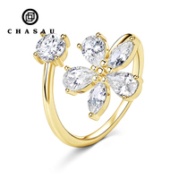 Bague ouverte torsadée à double tête, style floral, avec élément floral en moissanite de 5,0 mm (0,5 ct) de coupe ronde, style vintage