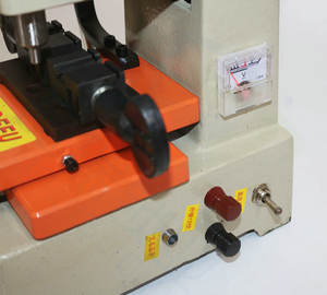 Máquina de corte de llaves Original 368c, duplicadora de llaves automática <span class=keywords><strong>Ac</strong></span>/<span class=keywords><strong>dc</strong></span> con batería - Product Image 5