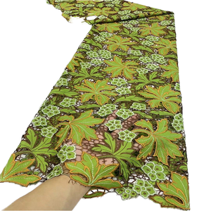 Tissu en dentelle africaine en mousseline brodée respirant vert pour robes de mariée DIY, textiles de maison, sacs, motif laser ajouré en polyester fait main - Product Image 1