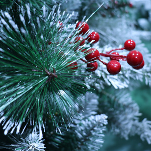 2026 New Hot Selling 180CM Lifelike Artificial Artificial Christmas <b>Tree</b> and Decorations with Dense Needles Red Berries - Product Image 3