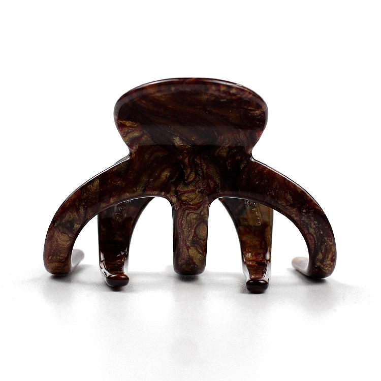 สีน้ำตาล