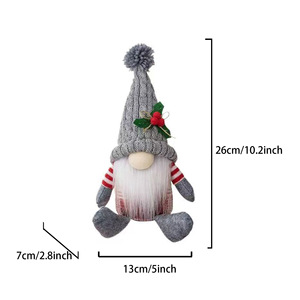 Lot de 2 Gnomes de Noël Faits Main Écologiques, Poupées Gnomes Suédoises Assises en Plastique avec Chapeaux Tricotés et Pompons, Style Ferme pour les Fêtes - Product Image 6
