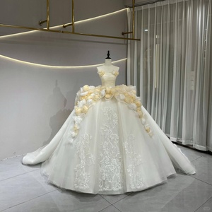 JFH32 Magnifique Robe de Mariée Femme Col Bateau Empire Corset Fleurs 3D Bouffantes Traîne Chapelle Robe de Bal Moderne en Dentelle Pailletée - Product Image 3