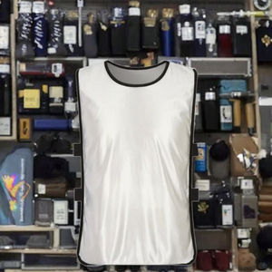 เสื้อกีฬาแบบแห้งเร็ว ผ้าตาข่ายสองด้าน ปรับได้ สั่งทำได้ สำหรับแฟนคลับ ขายส่ง OEM แบบยูนิเซ็กส์ - Product Image 1