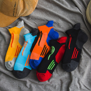 بيع بالجملة الجوارب الرياضية الفم الضحلة حلقة القطن منخفضة قطع تشغيل الجوارب - Product Image 5