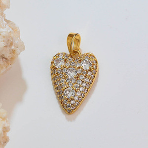 Ciondolo con cuore d'amore carino con strass di cristallo per donne e ragazze - Product Image 4
