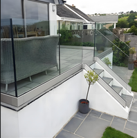 Balustrade en verre de sécurité trempé pour hôpitaux et usage industriel, structure solide, panneaux de garde-corps d'escalier en verre pour bâtiments