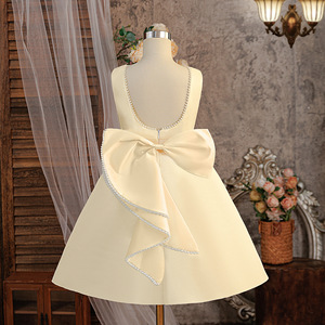 Robe de bal de princesse élégante et formelle pour enfants, de haute qualité, en satin luxueux, dentelle imprimée, col rond, longueur genou, pour concours de beauté et mariages - Product Image 3