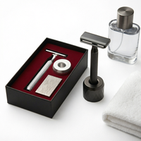 Kit de Rasoir de Sécurité à Double Lame en Alliage d'Aluminium Usiné CNC pour un Rasage Lisse, avec Support et 5 Lames, Coffret Cadeau pour Hommes pour Rasage Humide
