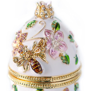 Boîte à bijoux en forme d'œuf <span class=keywords><strong>Fabergé</strong></span>, <span class=keywords><strong>style</strong></span> vintage, peinte à la main, avec des abeilles et des fleurs - Product Image 3