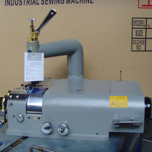 Machine à coudre à grande vitesse pour le sciage du cuir, type Fortunna, approuvée CE, réglable, 801, prix avantageux - Product Image 4