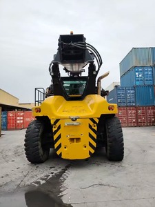 รถยกตู้คอนเทนเนอร์ 45 ตัน ยี่ห้อ Kalmar Fantuzzi Konecrane รุ่น Reach Stacker อุปกรณ์ยกของในท่าเรือ สีเหลืองดำ เครื่องเครนสำหรับงานหนัก - Product Image 4