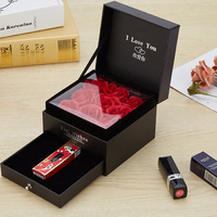 Boîte à bijoux à couvercle rabattable avec 9 roses éternelles artificielles, idéale pour collier et bague, cadeau de Noël