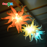 Étoile géante gonflable LED suspendue personnalisée pour la décoration de festivals et la publicité d'événements