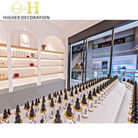 Vitrine à parfum personnalisée Parfumerie design pour intérieur de magasin de détail Construction élégante en verre et en métal