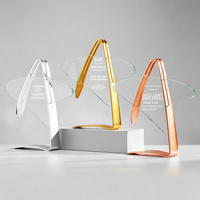 Récompense en cristal exclusive avec support métallique haut de gamme et verre transparent pour logo et texte d'entreprise – Récompense en verre cristal personnalisée