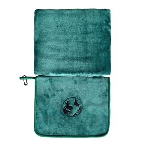 Premium yumuşak 2 in 1 özel logo seyahat yastık toptan battaniye uçak - Product Image 6