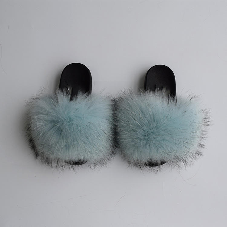 สีฟ้าอ่อน