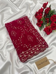 Superbe Dupatta de Mariée Rose en Velours avec Broderie Florale Zari Dorée Intégrale, Châle de Mariage Exquis - Product Image 2