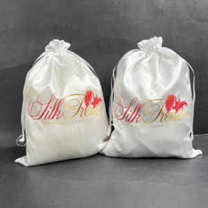 Bolsa de satén blanca personalizada con cordón, bolsa de satén de seda con cordón y logotipo impreso para empaque de regalo de pelucas. - Product Image 6