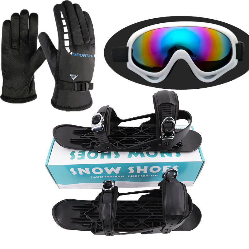 Tenue noire + gants + lunettes