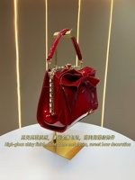 Sac de soirée carré brillant en similicuir pour femme 2026 avec poignée supérieure, sac à main de fête avec nœud papillon, sac à bandoulière chaîne, sacs formels à nœud