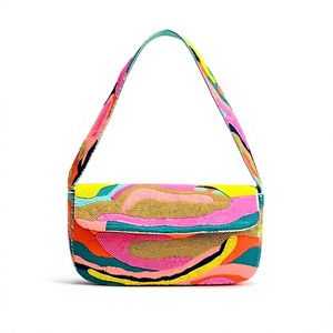 Bolso de Mano Floral Bordado de Moda, Diseño Rectangular Único, Textil de Algodón, Hecho a Mano, Bolsos de Hombro Artesanales - Product Image 3