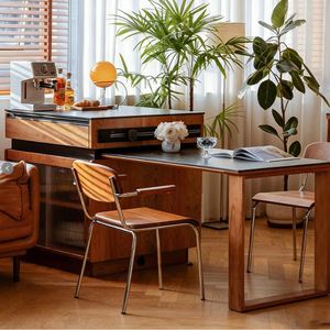 Table îlot Lakeside Slab avec surface de travail extensible, en bois massif cerisier, table de cuisine et de salle à manger polyvalente et réglable - Product Image 5