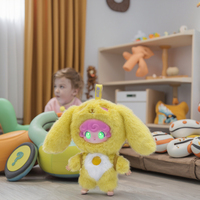 YUhongtoys boîte mystère bébé en peluche personnages congelés jouets à collectionner pour la décoration de sacs et de clés