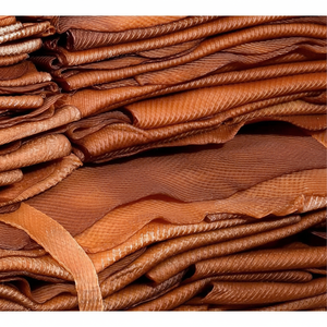 Hojas Ahumadas Acanaladas de Caucho Natural Producto de - Product Image 1