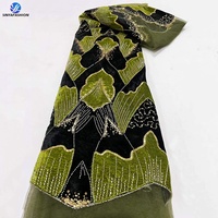 Tissus en velours coloré Sinyafabrics avec broderies de perles et de paillettes, tissus en dentelle de velours de haute qualité avec perles et paillettes pour la couture