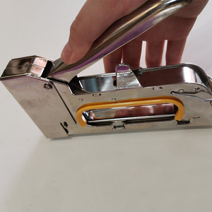 Pistola de Clavos y Grapas Manual de Acero 1010J <span class=keywords><strong>para</strong></span> Marcos de Fotos y Muebles - Product Image 3