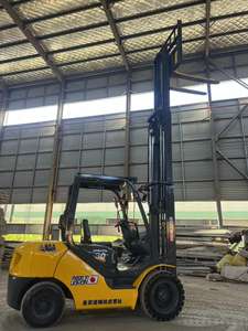 Meilleure vente Komatsu 30 17 génération 3 tonnes 3 sections chariot élévateur à roue énorme promotion excellent état chariot élévateur d'occasion à vendre - Product Image 5