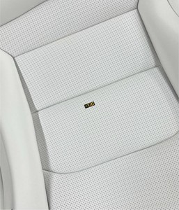 DOS สำหรับผ้าคลุมที่นั่งแบบสั่งทำสำหรับเทสลารุ่น Y ที่มีการออกแบบสีและลวดลายเฉพาะตัว - Product Image 6