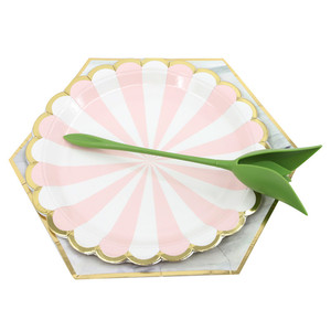 <b>Flower</b> Shape Napkin Rings Green ABS Durable Party Decorative Napkin Holders Fan Shaped Corner Design - Product Image 2