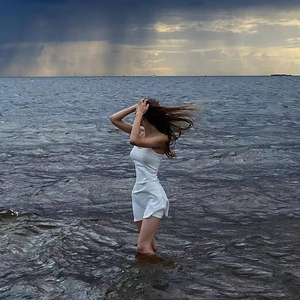 <span class=keywords><strong>Robe</strong></span> Mini Femme Chic en Mousseline 100% Polyester <span class=keywords><strong>à</strong></span> Bretelles Fines Coupe A-Line pour <span class=keywords><strong>l</strong></span>'Été – Idéale pour les Soirées et les Loisirs - Product Image 2