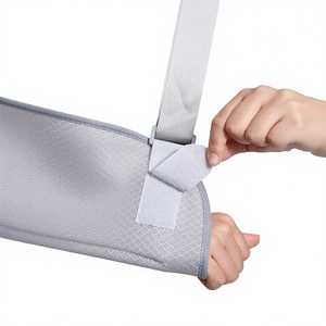 Cabestrillo Médico Ajustable de Alta Calidad, Acolchado, Cómodo, Transpirable, Talla Universal para Mano Izquierda y Derecha, Reutilizable - Product Image 6