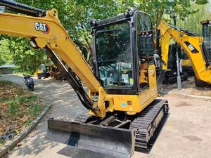 รถขุดขนาดเล็ก CAT 303 น้ำหนักใช้งาน 3 ตัน ความจุบุ้งกี๋ 0.1 ลบ.ม. สีเหลือง อุปกรณ์ก่อสร้างระบบไฮดรอลิก - Product Image 4
