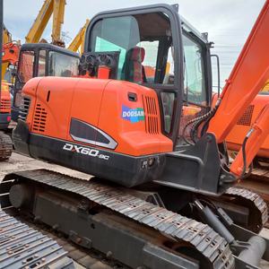 Excavatrice d'occasion Doosan DX60-9C 2023, poids opérationnel 6 tonnes, taille mini, certifiée d'origine, Chine, 0-2000 heures, boîte de vitesses et pompe - Product Image 4