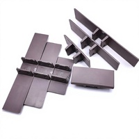 Chaîne à base d'acier avec plaque de couverture en plastique, plaque de serrage, attache de chaîne
